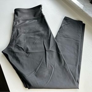 Yummie faux leather leggings size L
